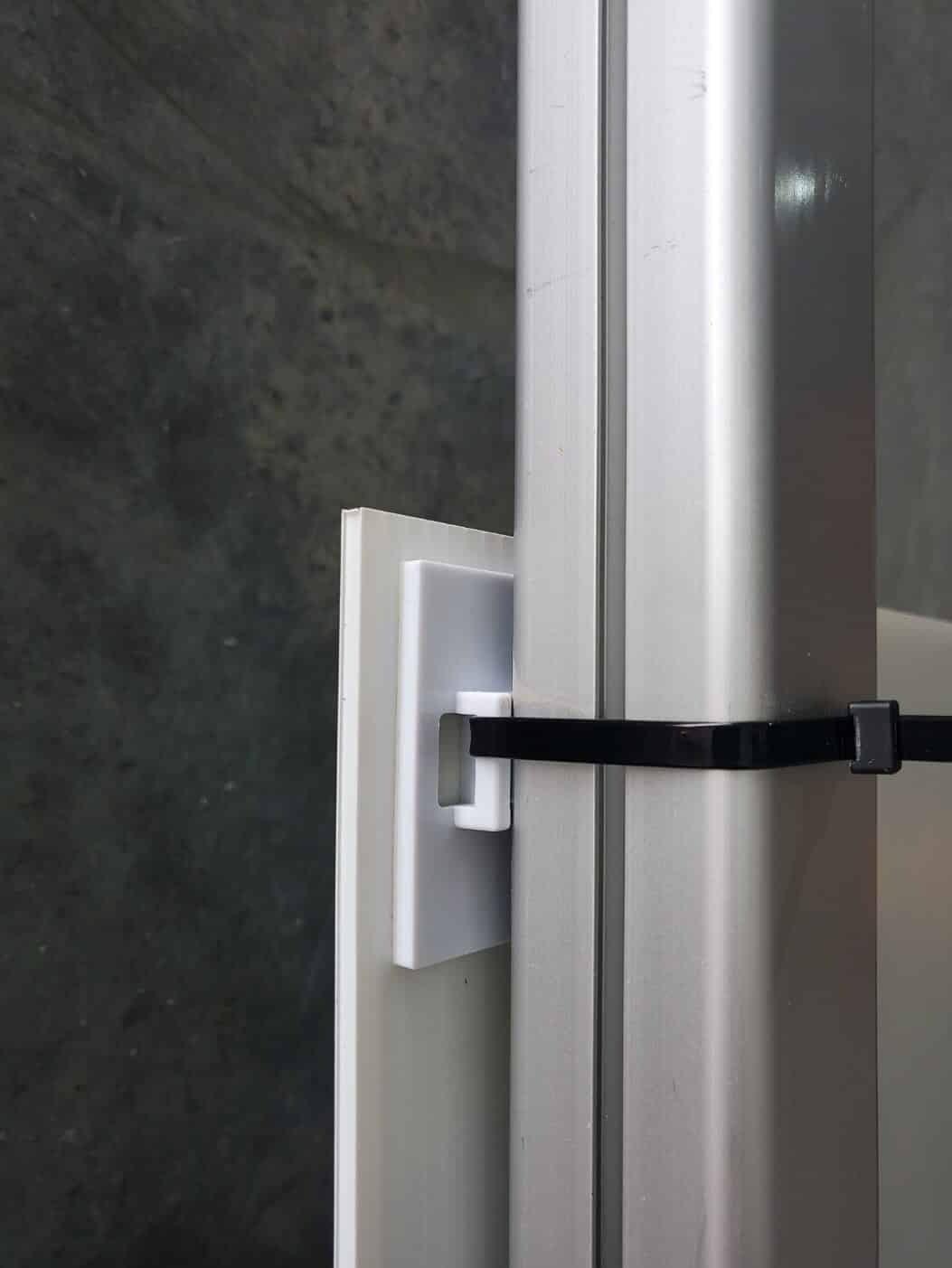 Fast Panel Adhesive Cable Tie Sign Mount - Image 5